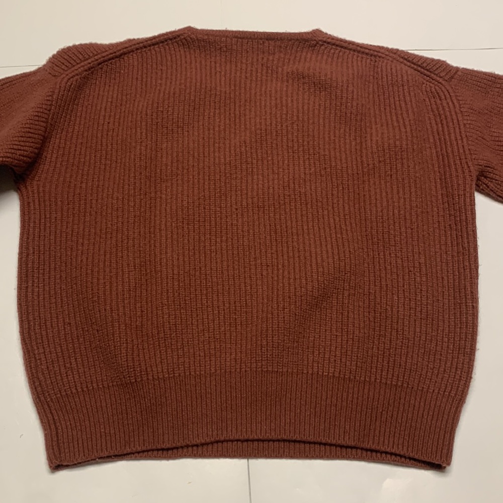 Women's V-Neck Sweater - Brown - Picture 5 of 8